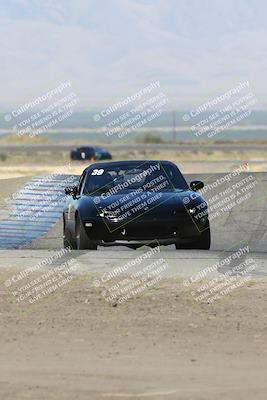 media/Sep-15-2024-Speed Ventures (Sun) [[7a54f7ed2f]]/Yellow Group/Session 1 (Outside Grapevine)/